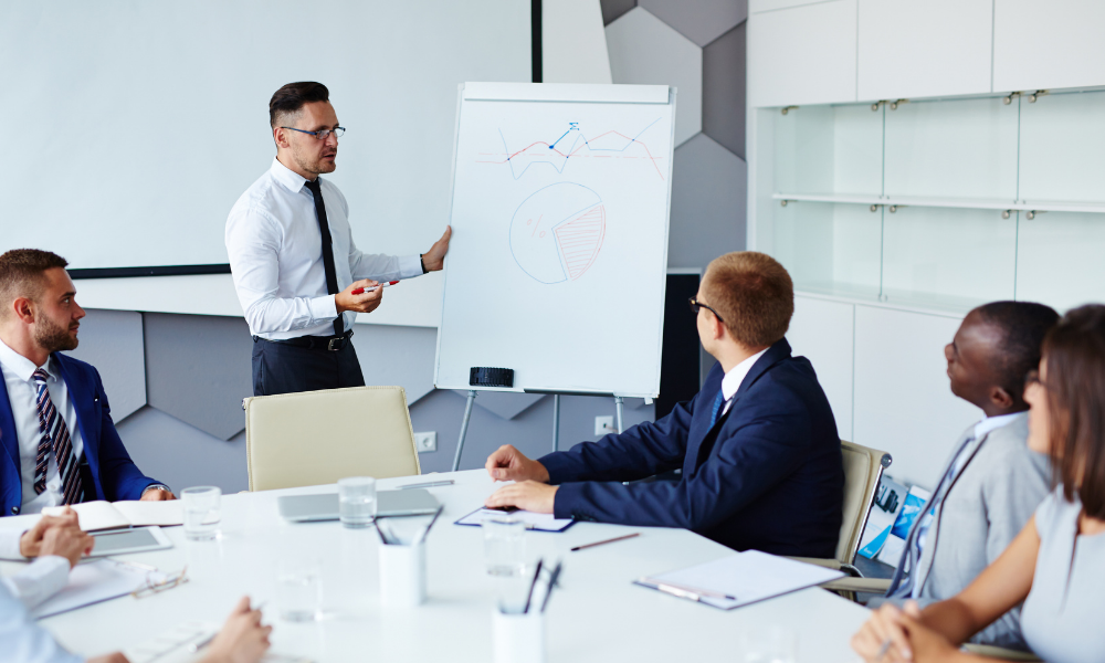 Media Intelligence vs Market Intelligence: What's the difference? 708089855fcd6a50e174